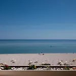 Casa Leonardo Le Piramidi Senigallia